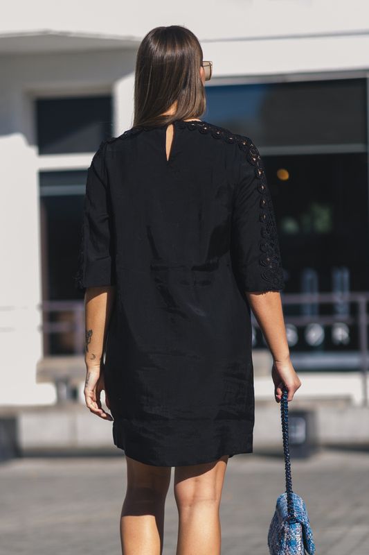 Molly Dress With Lace All Over Black 