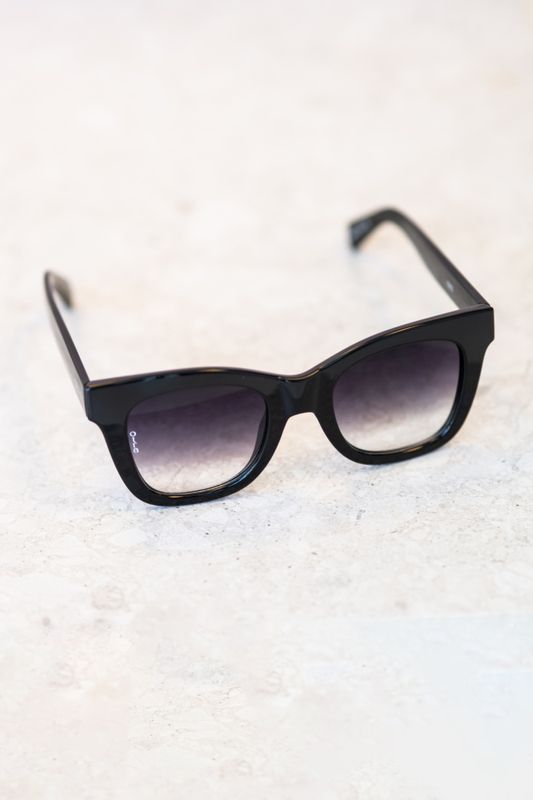 Cece Black/Fade 