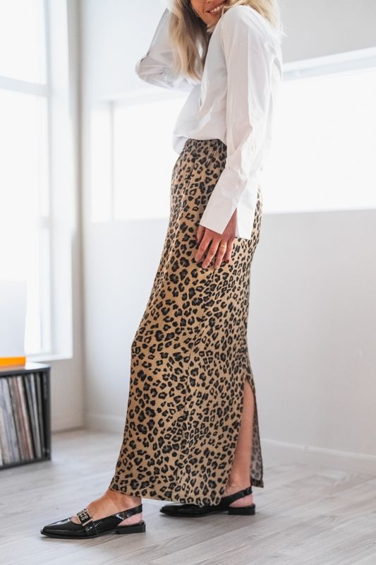 Rikkeloa HW Skirt Aop Cornstalk Leo