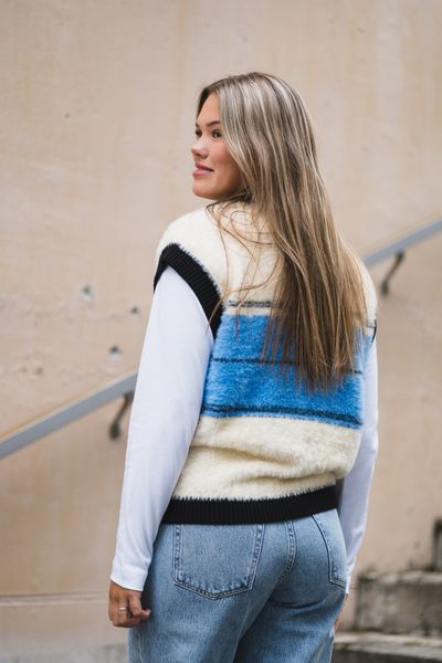 Hovedbilde Sky Knit Waistcoat Black/Blue 