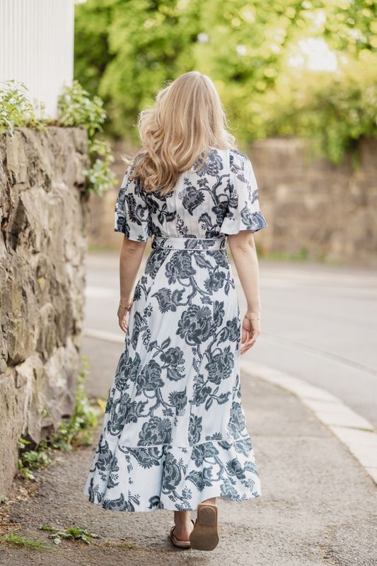 Organza Midi Dress Blue Bouquet