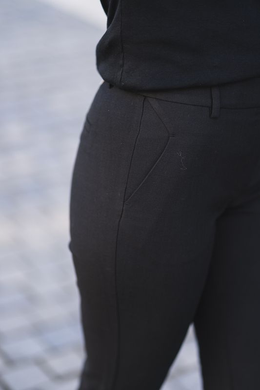 Kylie Crop 396 Black