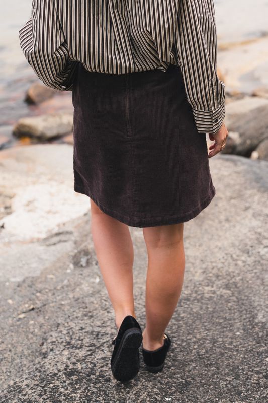 Ella HW Skirt Black Coffee 