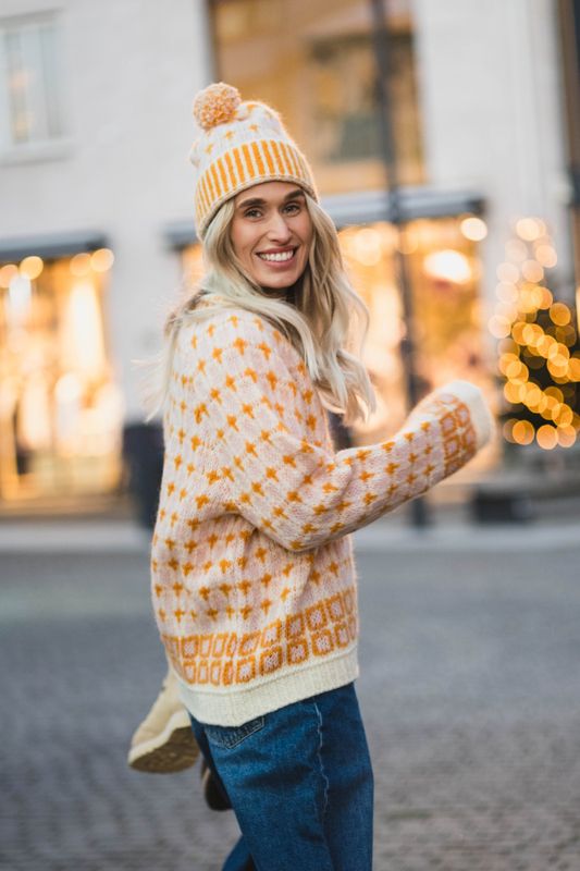 Norwegian Wool V-Neck Orange Mix 