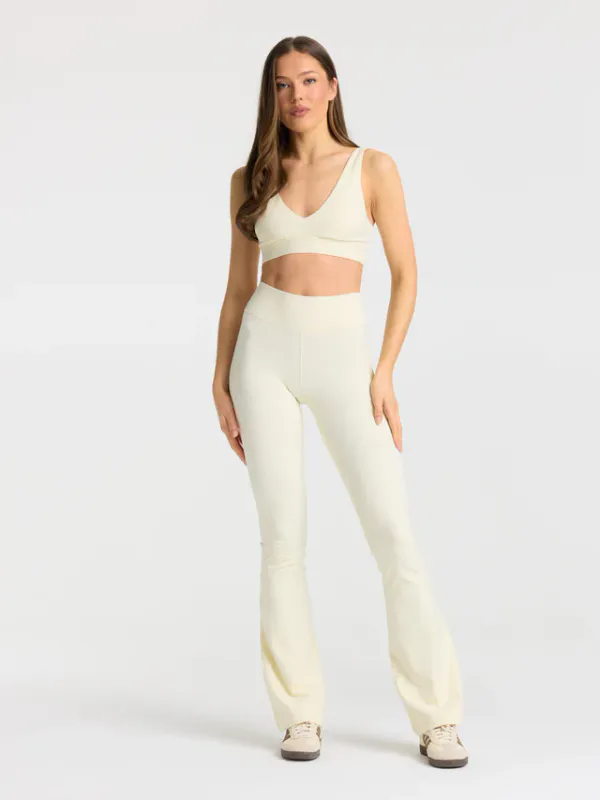 Cloudform® V-Shape Sports Bra Butter Yellow 