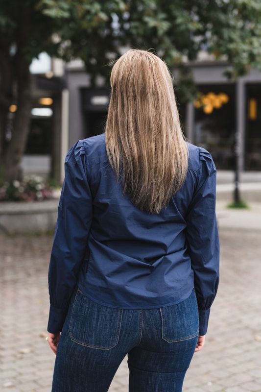 Mie Blouse Navy Blazer 