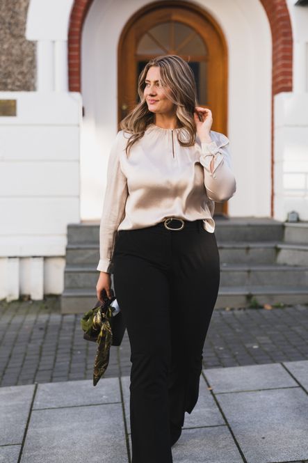 Hovedbilde Leah Blouse Matt Champagne Beige 
