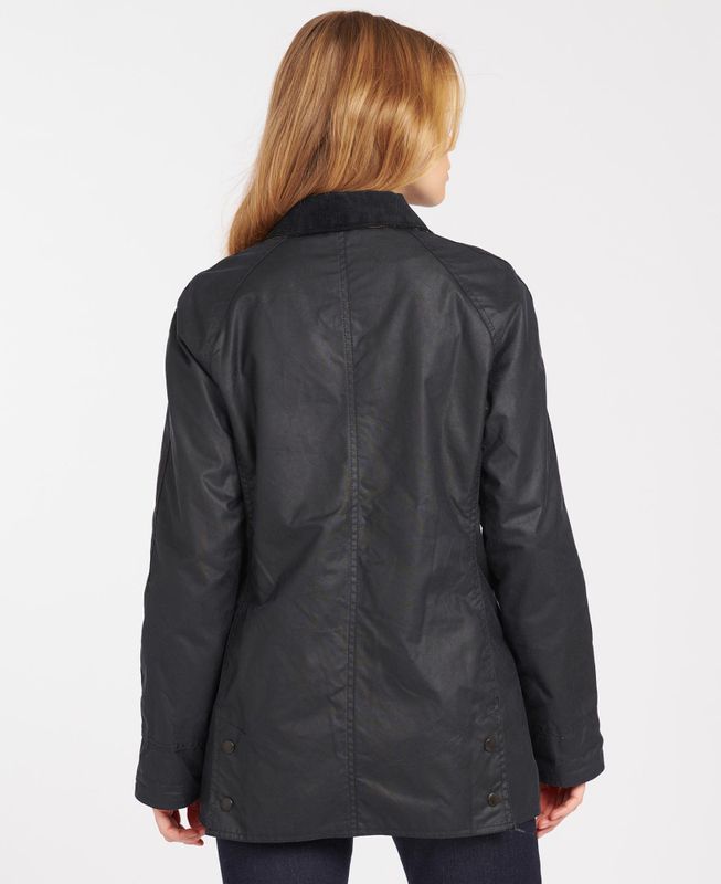 Beadnell Wax Jacket Navy 