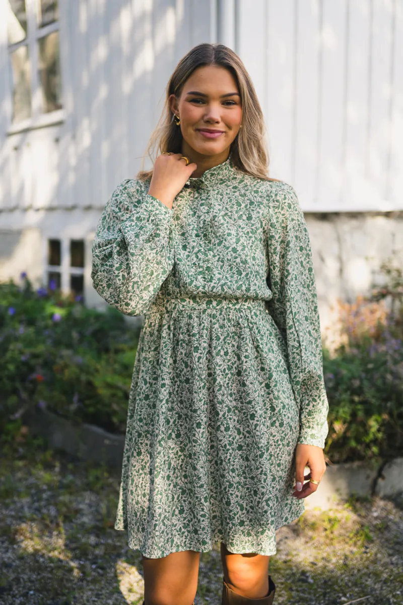Astrid Dress Green Flower 