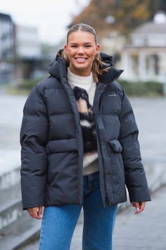 Besseggen Down Jacket Dark Grey