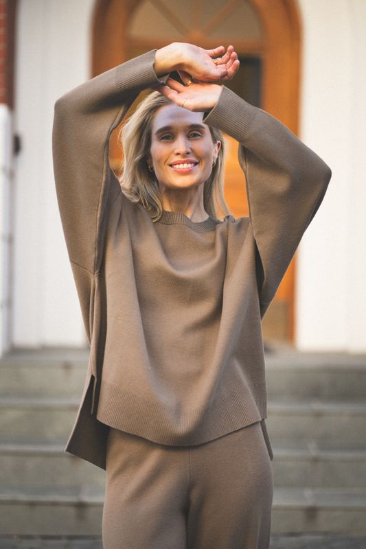 Serge Roundneck Sweater Taupe 