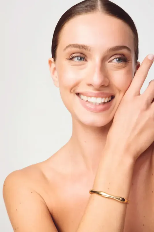 The Sleek Gold 