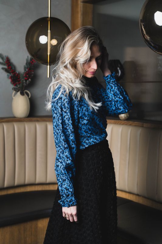 Astrid Shirt Blue Iolite Flower 