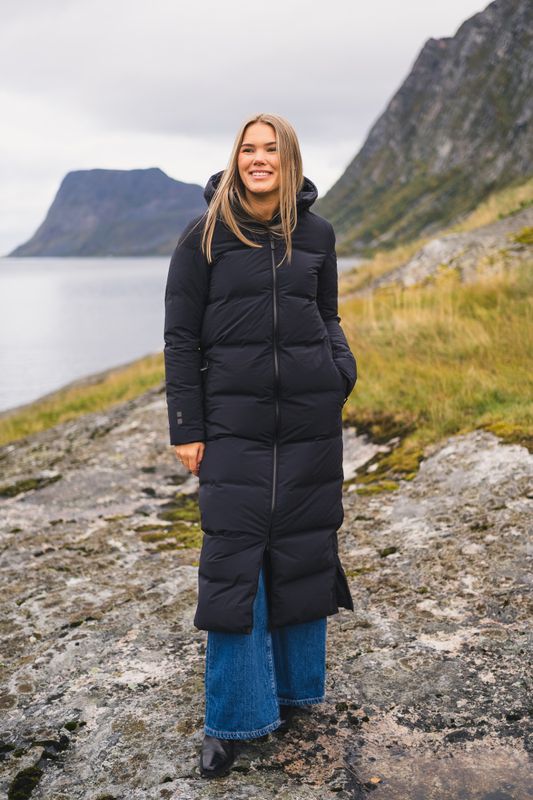 W Infinity Down Coat Black  