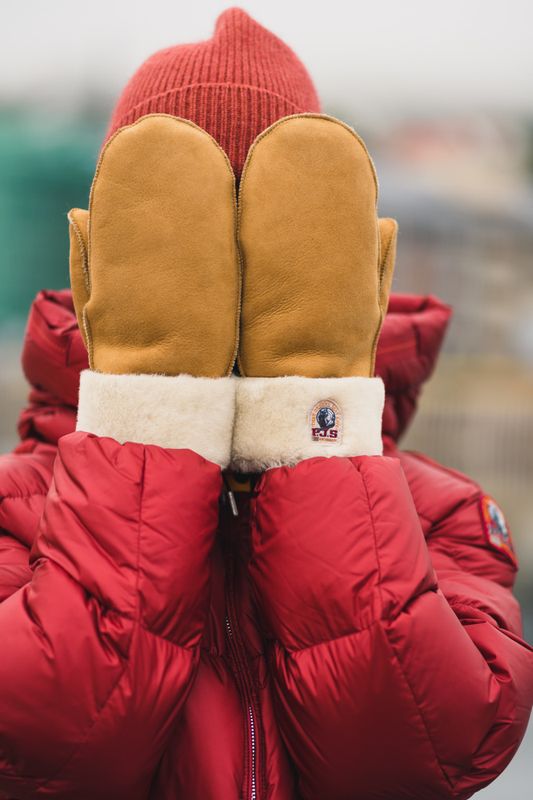 Shearling Mittens Camel