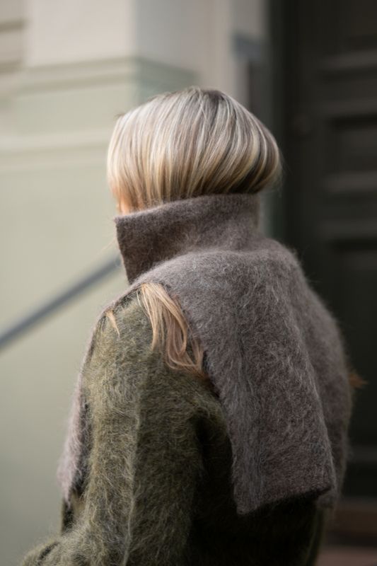 Belinda Chunky High Neck Brown 