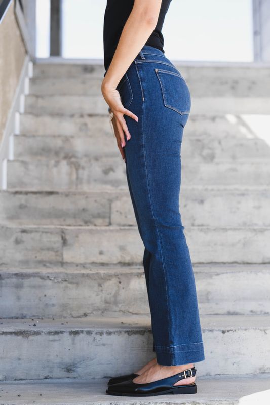 Flare Dark Wash 